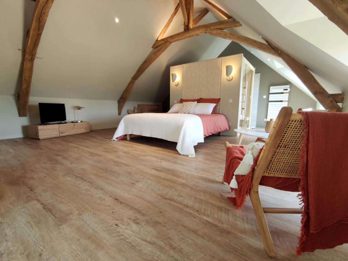 La Douce Halte - Gites Avec Spa Ou Sauna Saint-Ouen-Des-Toits Ngoại thất bức ảnh
