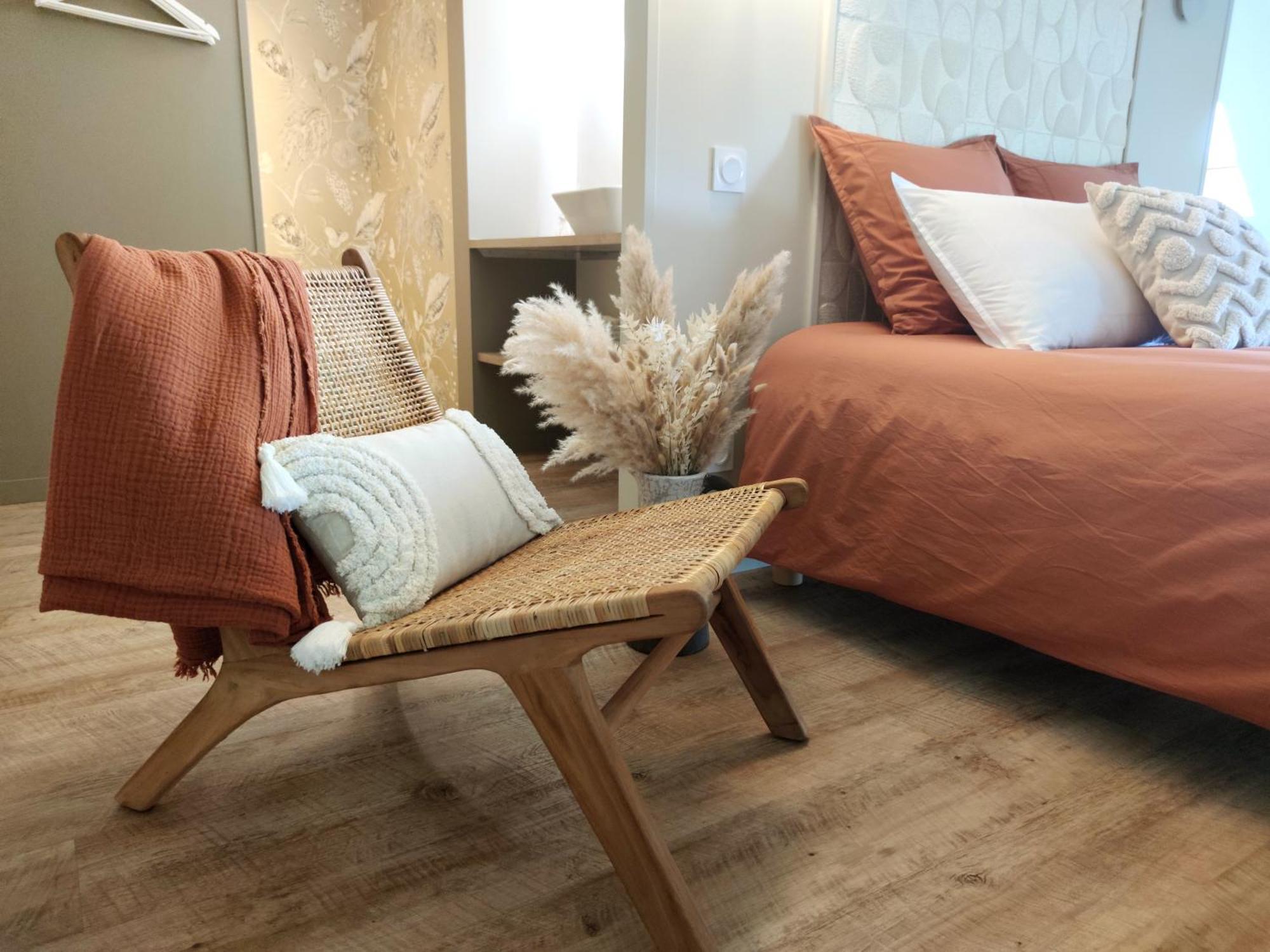 La Douce Halte - Gites Avec Spa Ou Sauna Saint-Ouen-Des-Toits Ngoại thất bức ảnh